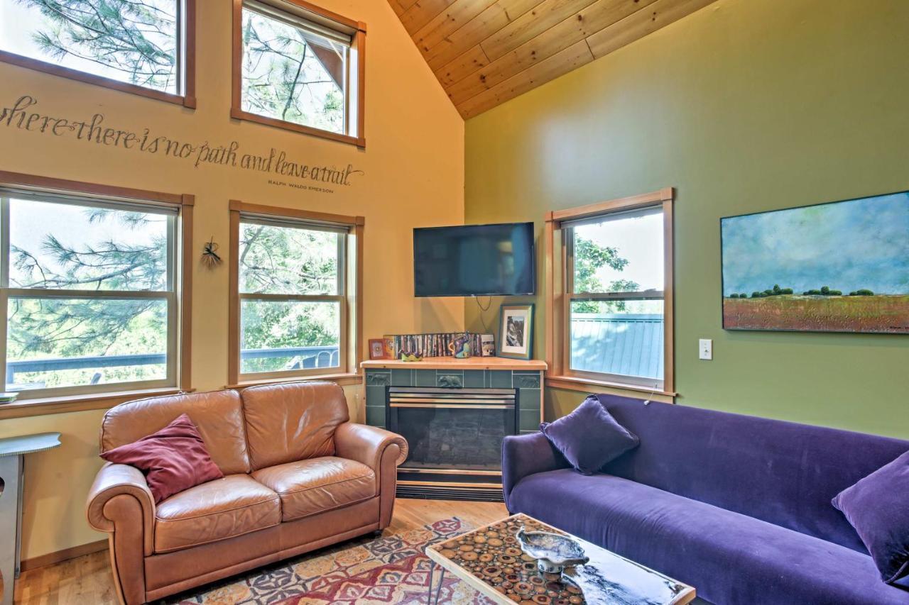 Вилла Tamarack Haus Hot Tub And Ev Charging Walk Dtwn! Левенуэрт Экстерьер фото